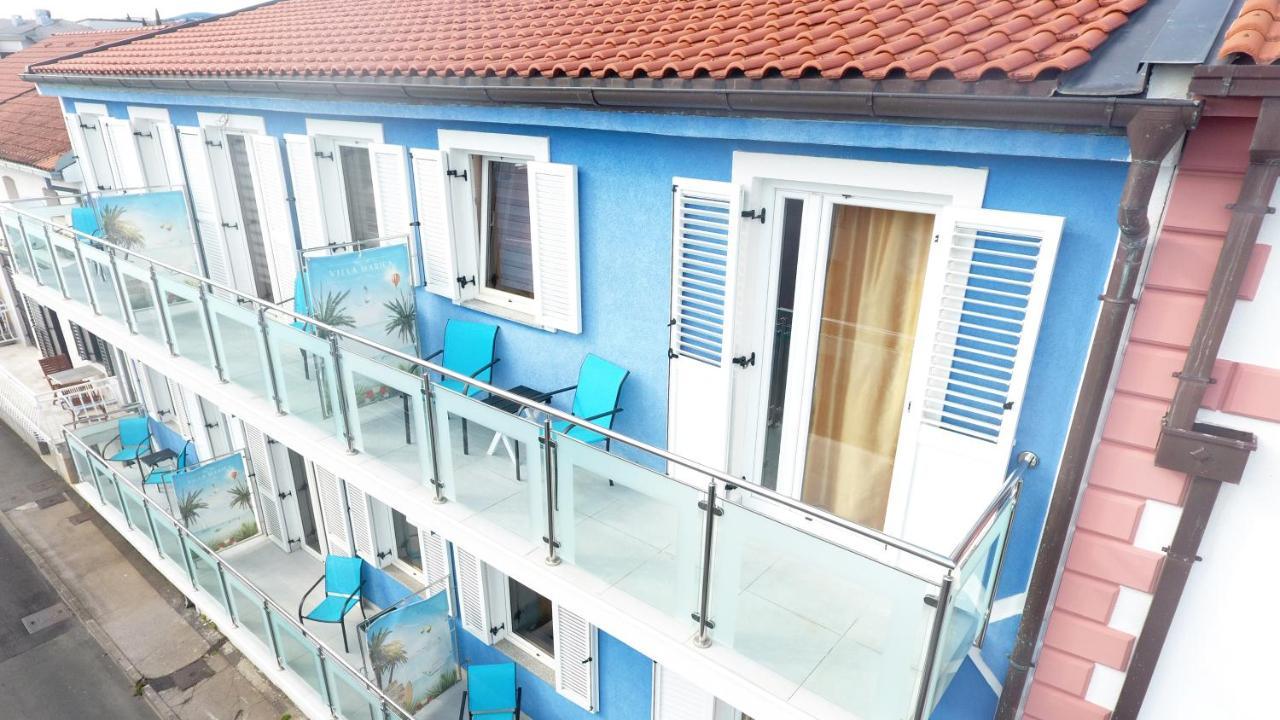 Villa Mit Whirlpool Fuer 32 Per ツリクヴェニツァ エクステリア 写真